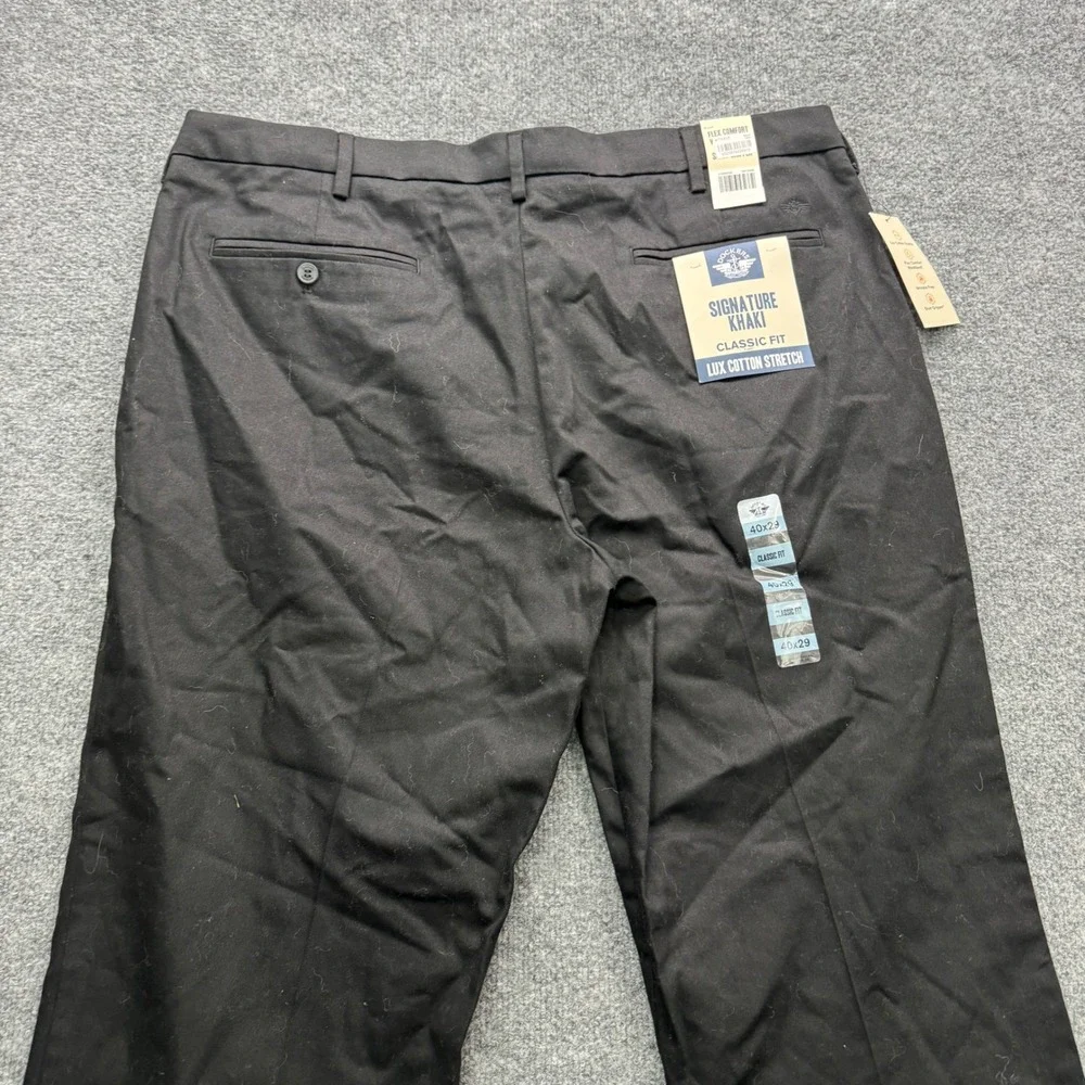 Dockers Signature Khaki Pants Mens 40x29 Black Classic Fit Lux Cotton Stretch
